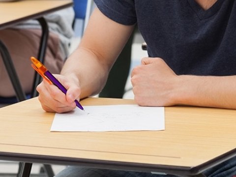 Jurnalist övladları da ali məktəb tələbəsi oldular - SİYAHI