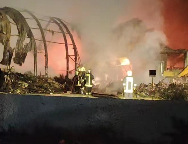 "Sədərək"dəki yanğın yenidən ŞİDDƏTLƏNDİ