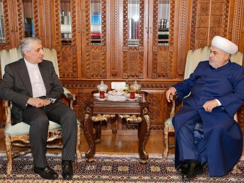 Yeni səfir şeyxi İrana dəvət etdi