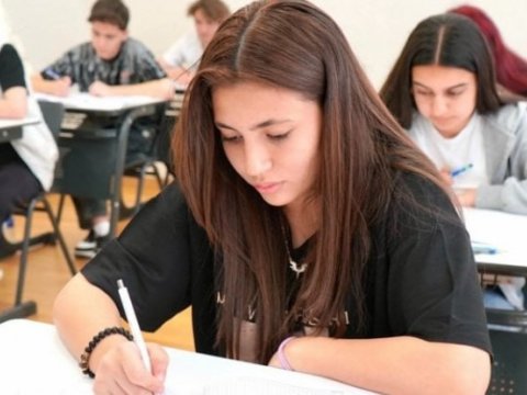 Bu universitetlərin qəbul planı TAM DOLUB