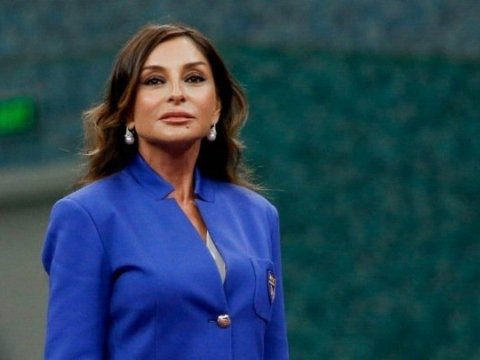 Şərqin nəcibliyini və Qərbin müasirliyini birləşdirən BİRİNCİ XANIM