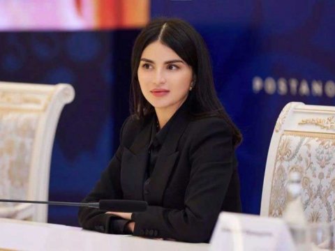 Mirziyoyeva Mehriban Əliyevanı təbrik etdi