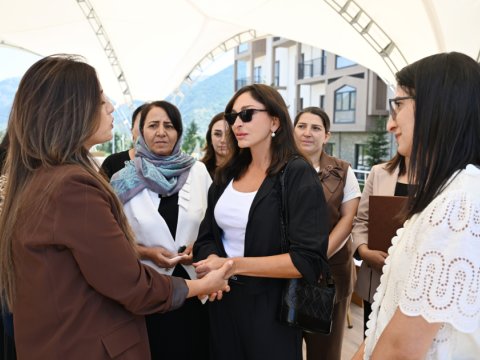 Azərbaycanın humanizm simvolu - Mehriban Əliyeva