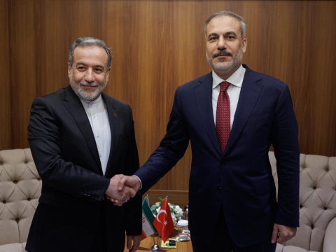 Arakçi Fidanla nələri müzakirə edib? -&nbsp;Təfərrüat&nbsp;