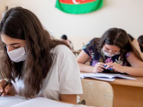 55 yaşında tələbə adını QAZANDI