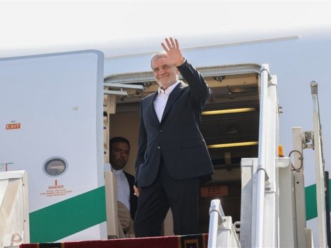 Pezeşkian Çinə gedir