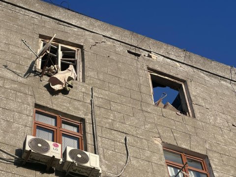 Bakıda mənzildə partlayış - Yaralı var - FOTO