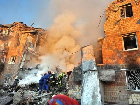 Rusiya Kiyevi raketlə vurdu -&nbsp;Azərbaycanlı həlak oldu