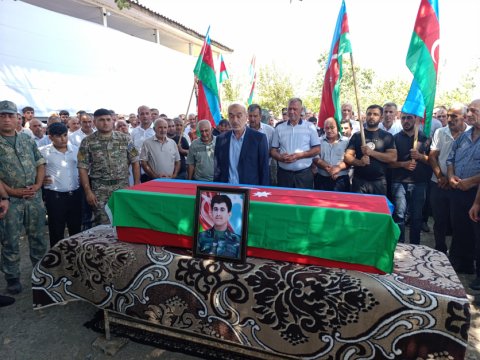 Şəhidimiz Kürdəmirdə dəfn edildi