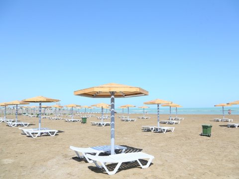 Yeni ictimai çimərliklərdə yay turizm mövsümünün ilkin nəticələri açıqlandı