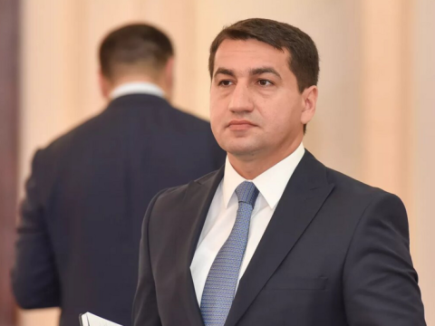 Hikmət Hacıyev Çinin "Sinxua" agentliyinə müsahibə verib