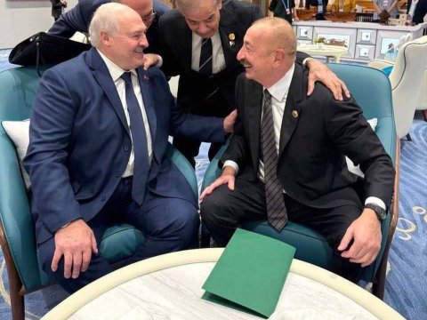 İlham Əliyev Çində Lukaşenko və Şahbaz Şəriflə görüşdü - FOTOLAR