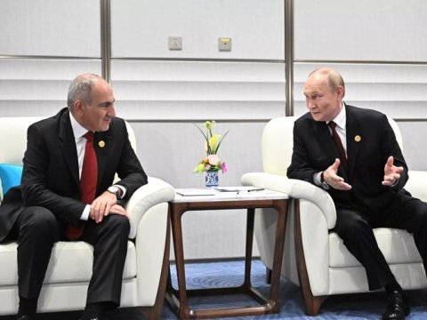 Putin Çində Paşinyanla GÖRÜŞDÜ