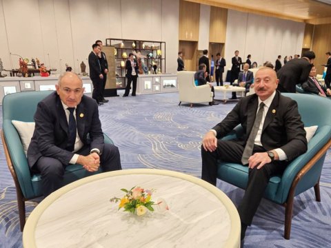 İlham Əliyevlə Paşinyan RAZILIĞA GƏLDİLƏR - VİDEO