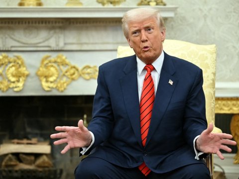 Tramp Nobellə bağlı suala “YOX” dedi