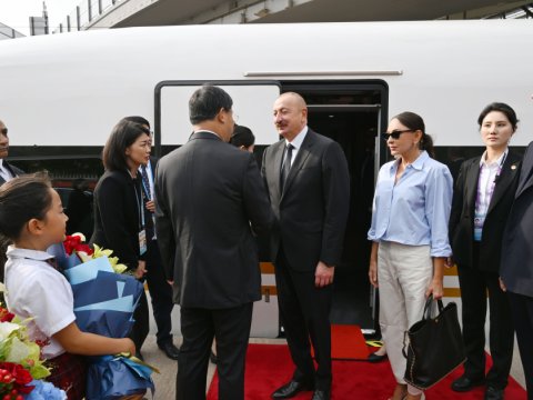 İlham Əliyev və xanımı qatarla Pekinə GETDİLƏR