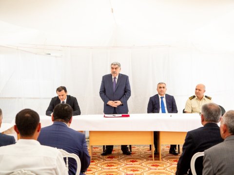 Rüstəm Xəlilov Kərimbəyli kənd sakinlərinin problemlərini dinləyib - FOTO