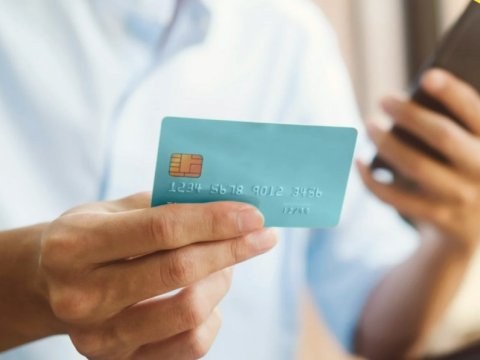 20 nəfərin bank kartından 10 min manat oğurlandı