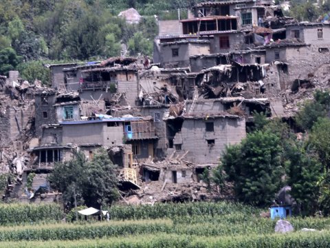 Əfqanıstanda yenidən güclü ZƏLZƏLƏ