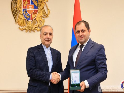 İranın təxribatçı səfirinin fəaliyyəti başa çatdı