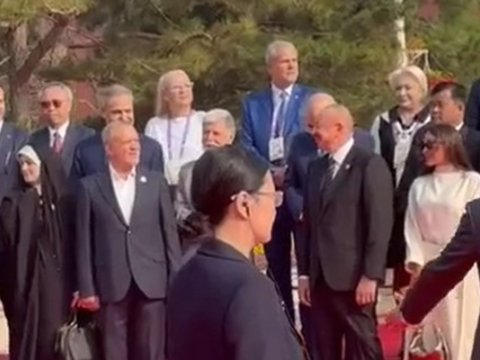 İlham Əliyev&nbsp;Pezeşkianla Azərbaycan dilində söhbət etdi - VİDEO