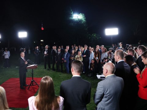 Putin tunelin sonunda işıq görür