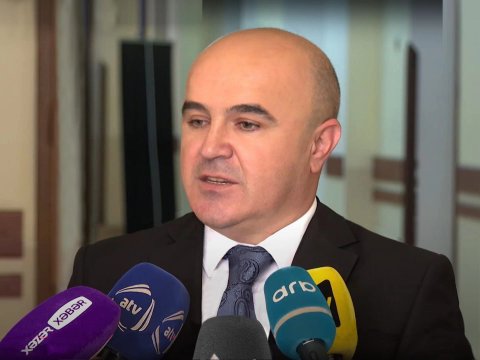 Turistlərə birdəfəlik gəlir mənbəyi kimi baxmaq sektora zərər vurur