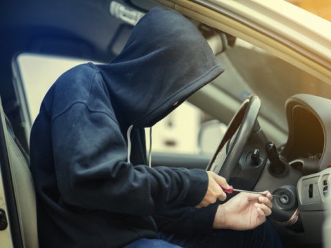 Binəqədidə&nbsp;avtomobil qaçıran şəxs saxlanıldı