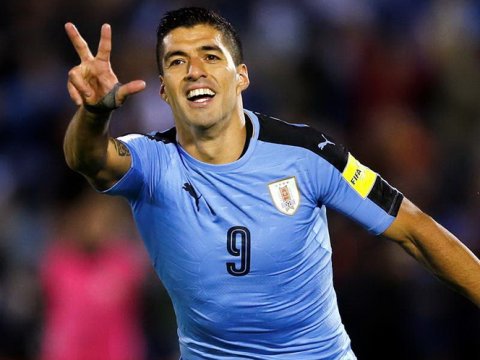 Luis Suares 6 oyunluq cəzalandırıldı 