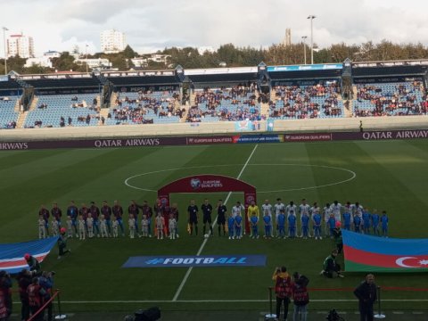 Ağasəlim Mircavadov Santuşu uğursuzluqda ittiham etdi - "Ciddi səhvləri oldu"