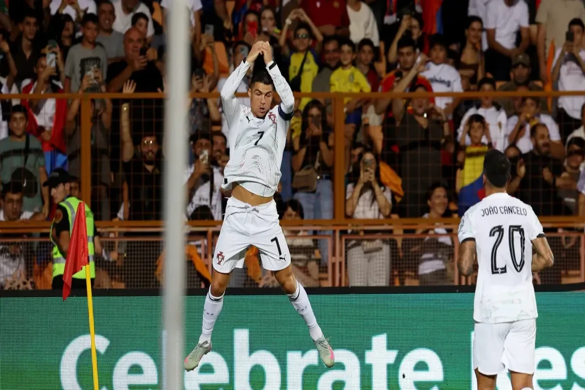 Ermənistan darmadağın edildi