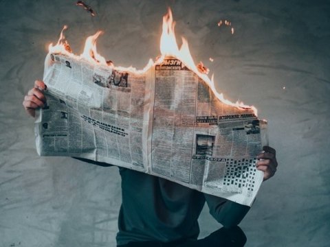 İnsanlar neqativ xəbərlərdən yorulub - ARAŞDIRMA