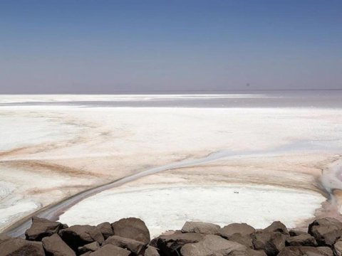 Urmiya gölü "YOXA ÇIXDI" - Peykdən görüntülər