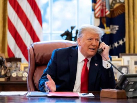 Tramp Tokayevlə danışıqlar apardı