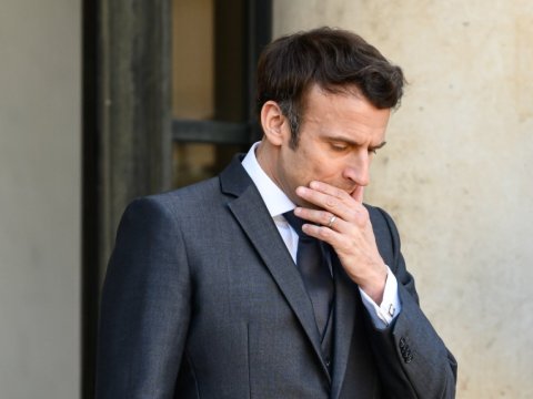 Во Франции углубляется политический кризис - Макрон может подать в отставку