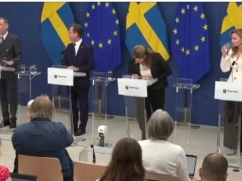 Nazir mətbuat konfransında huşunu itirdi - ANBAAAN GÖRÜNTÜLƏR