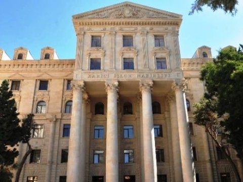 Resmi Bakü Katar\'a saldırıdan endişeli