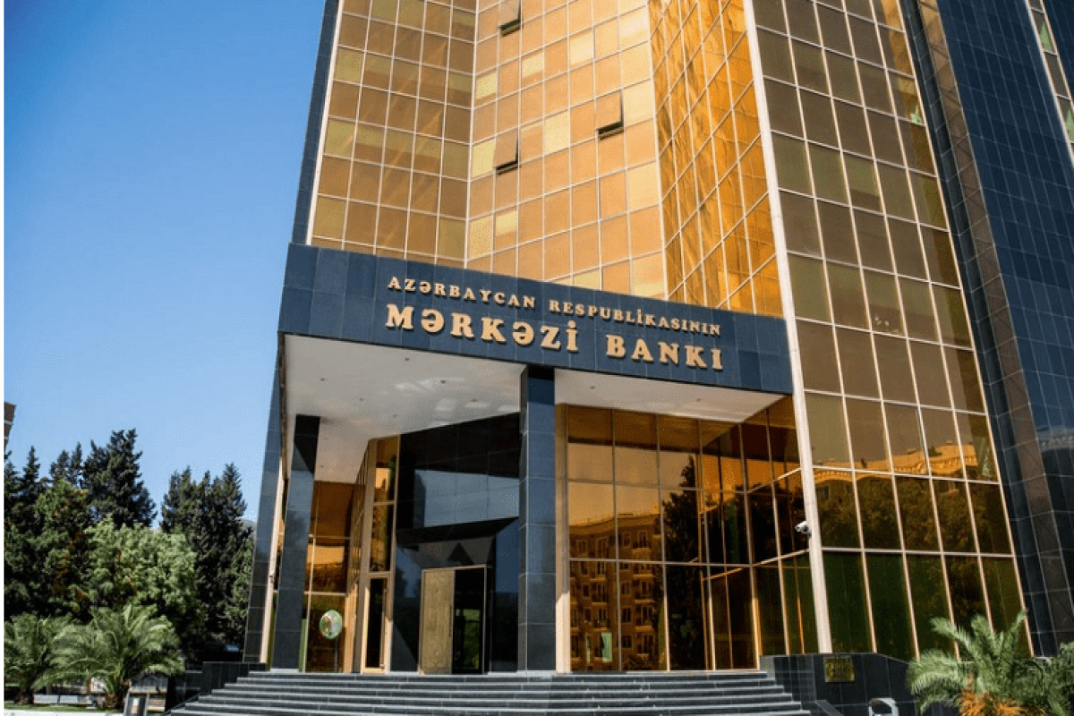 Mərkəzi Bank vəzifəli şəxsi CƏRİMƏLƏDİ