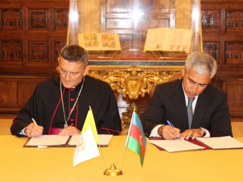 Heydər Əliyev Fondu ilə Vatikan Apostol Kitabxanası arasında memorandum imzalandı