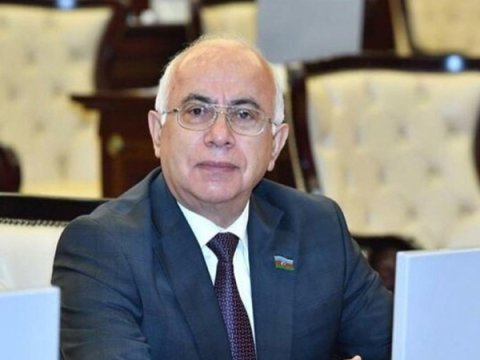 Komitə sədrindən 65 yaşına çatan müəllimlərlə bağlı TƏKLİF