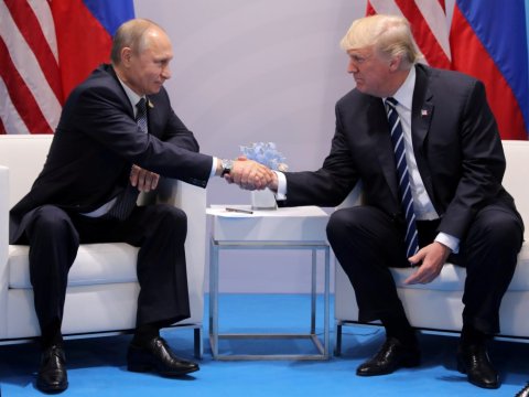 Путин с Трампом когда поговорит? - Песков ответил