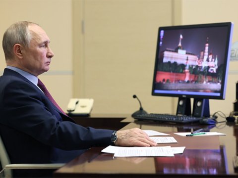 Путин управляет страной из 3 бункеров
