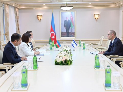 Sahibə Qafarova İsrailin yeni səfiri ilə görüşdü