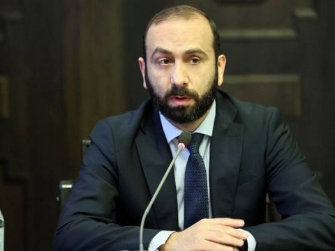 Azərbaycanla işləyirik - Mirzoyan