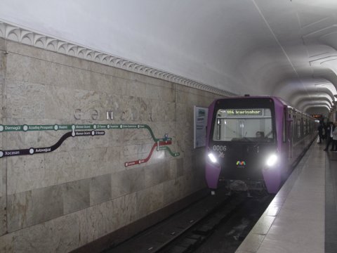 Metropolitendə interval azaldı: rekord qeydə alınıb
