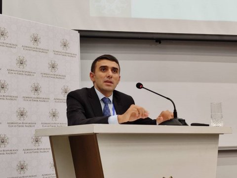 Şagirdlərin problemləri var, müəllimlərlə çox işləməliyik... - Elnur Əliyev