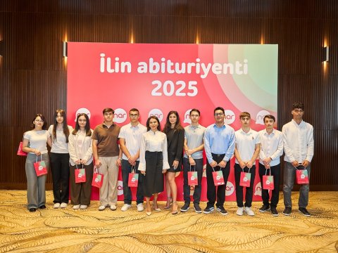 Ən yüksək nəticə göstərən 10 gənc mükafatlandırıldı - REPORTAJ