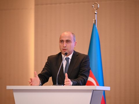 Cəmiyyət elə bilir ki, biz problemi başa düşmürük  - Emin Əmrullayev