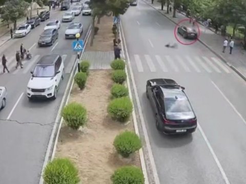 "Göy məscid"in qarşısındakı qəzanın ANBAAAN GÖRÜNTÜLƏRİ