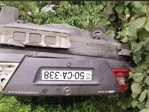 Zaqatalada “Mercedes” aşdı